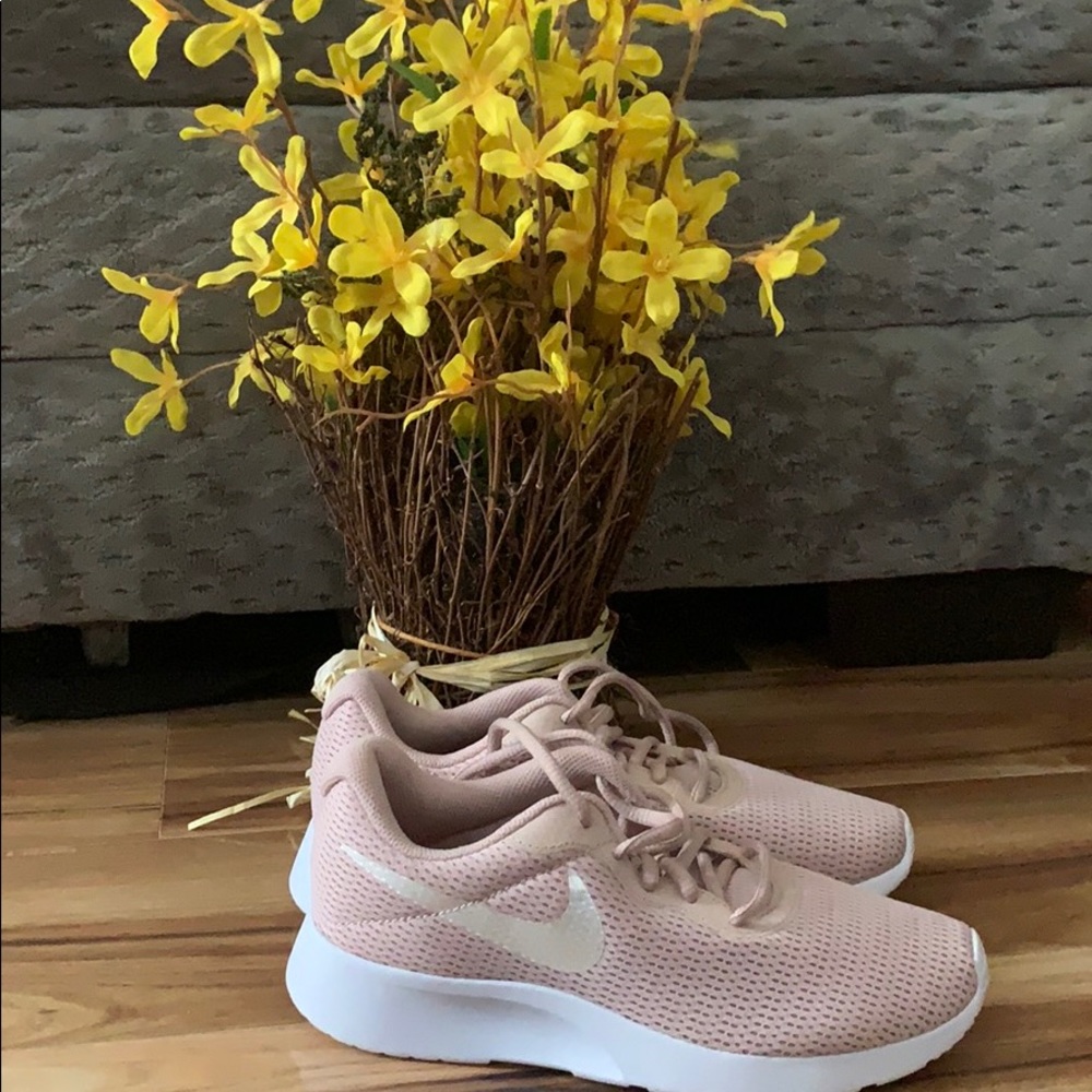 Women Nike